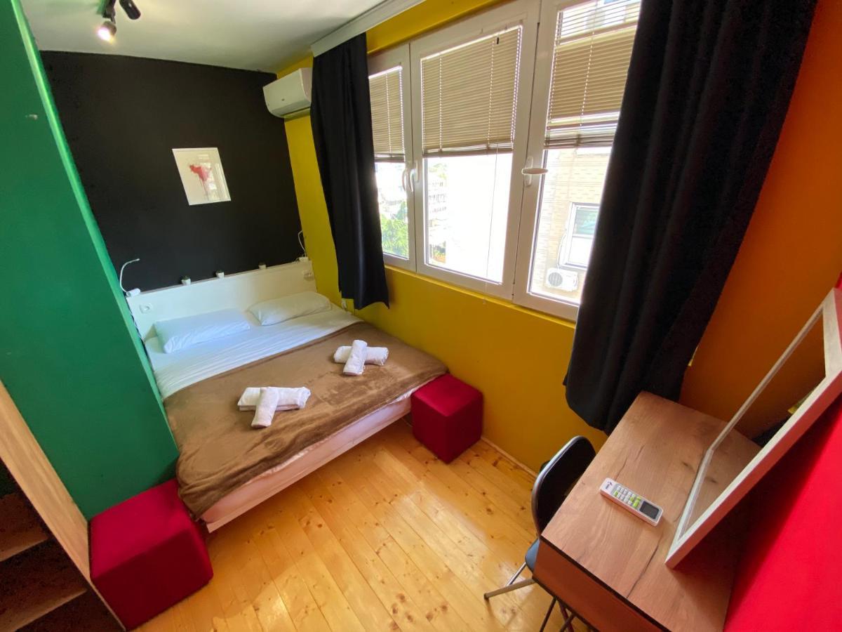 Mickitos Hostel & Apartments Skopje Eksteriør bilde