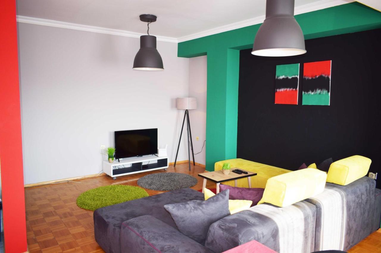 Mickitos Hostel & Apartments Skopje Eksteriør bilde