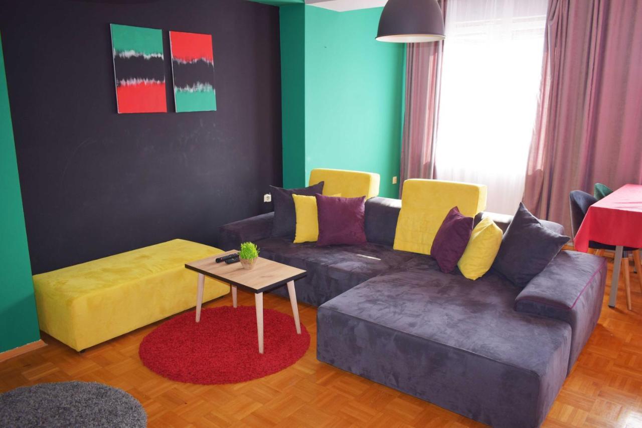 Mickitos Hostel & Apartments Skopje Eksteriør bilde
