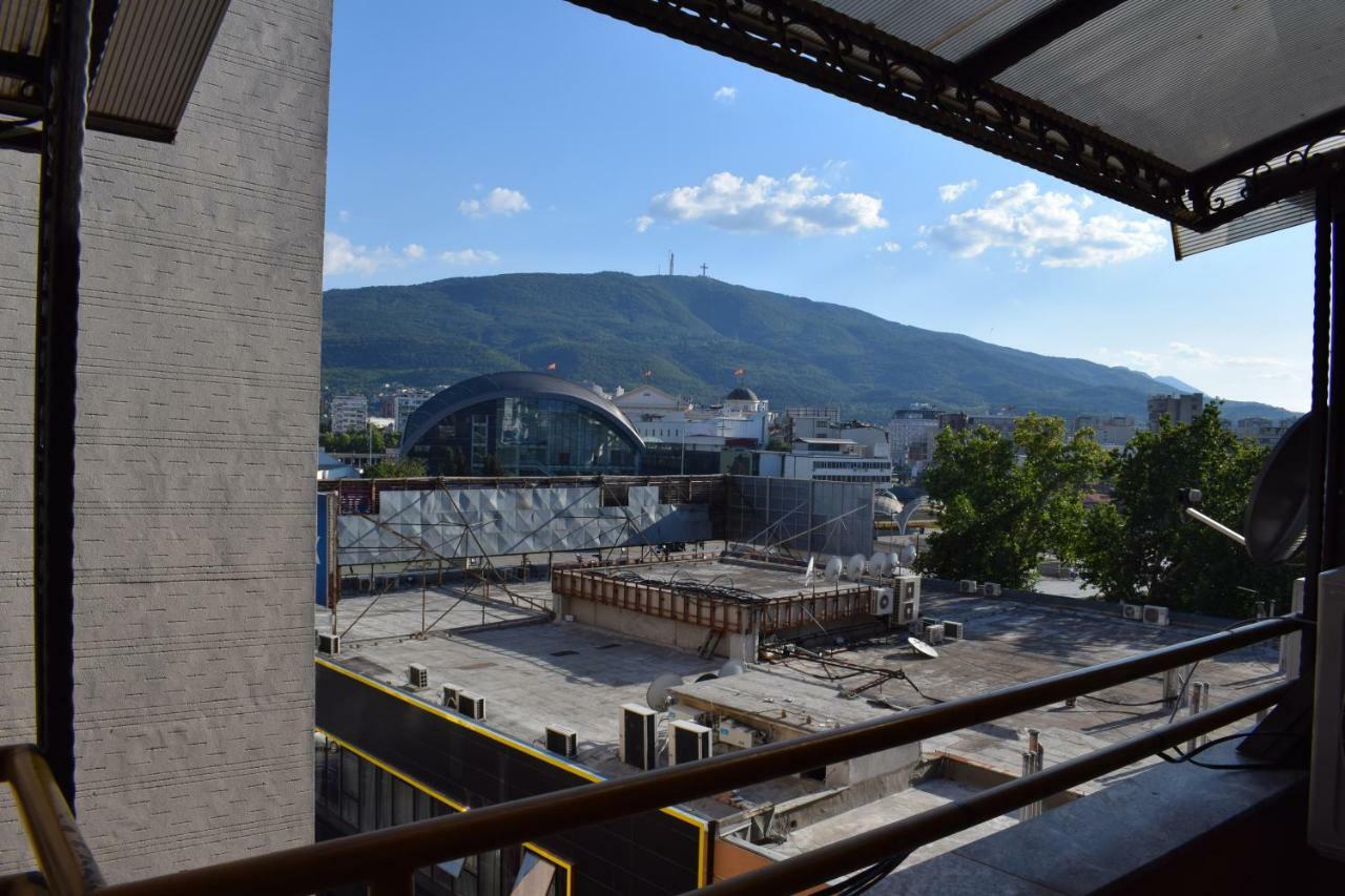 Mickitos Hostel & Apartments Skopje Eksteriør bilde